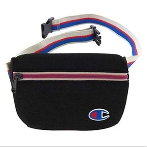 NEW‼️ CHAMPION BELT BAG✨